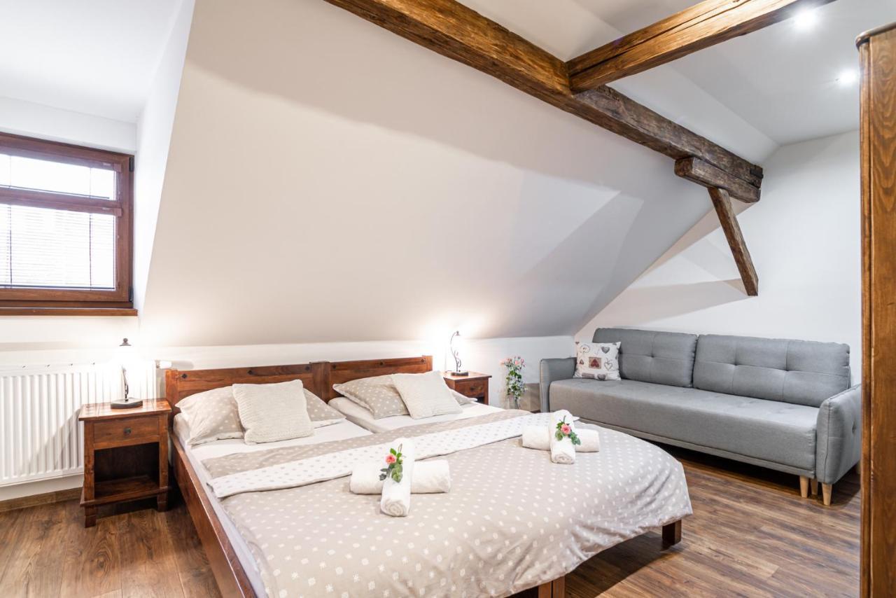 Apartmany In Veritas Микулов Екстериор снимка